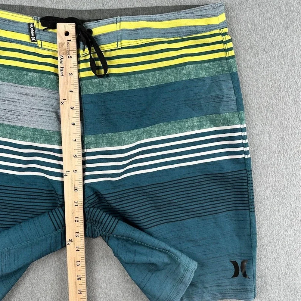 Hurley Mens Phantom Board Shorts Size 34‎ Teal Yellow Striped Swim Trunks Surf